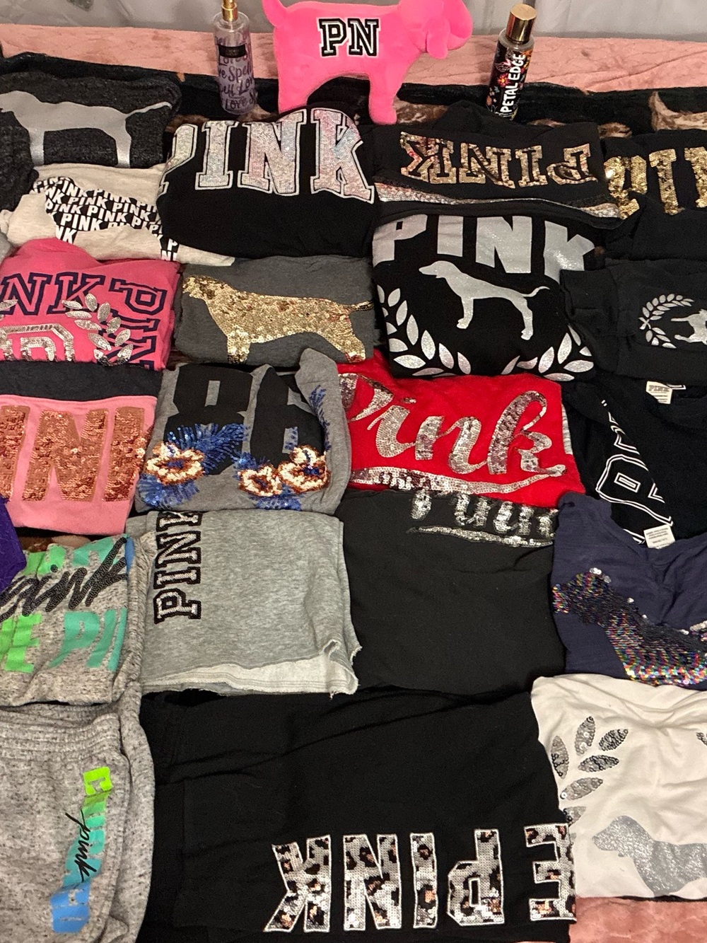 11. PINK VS